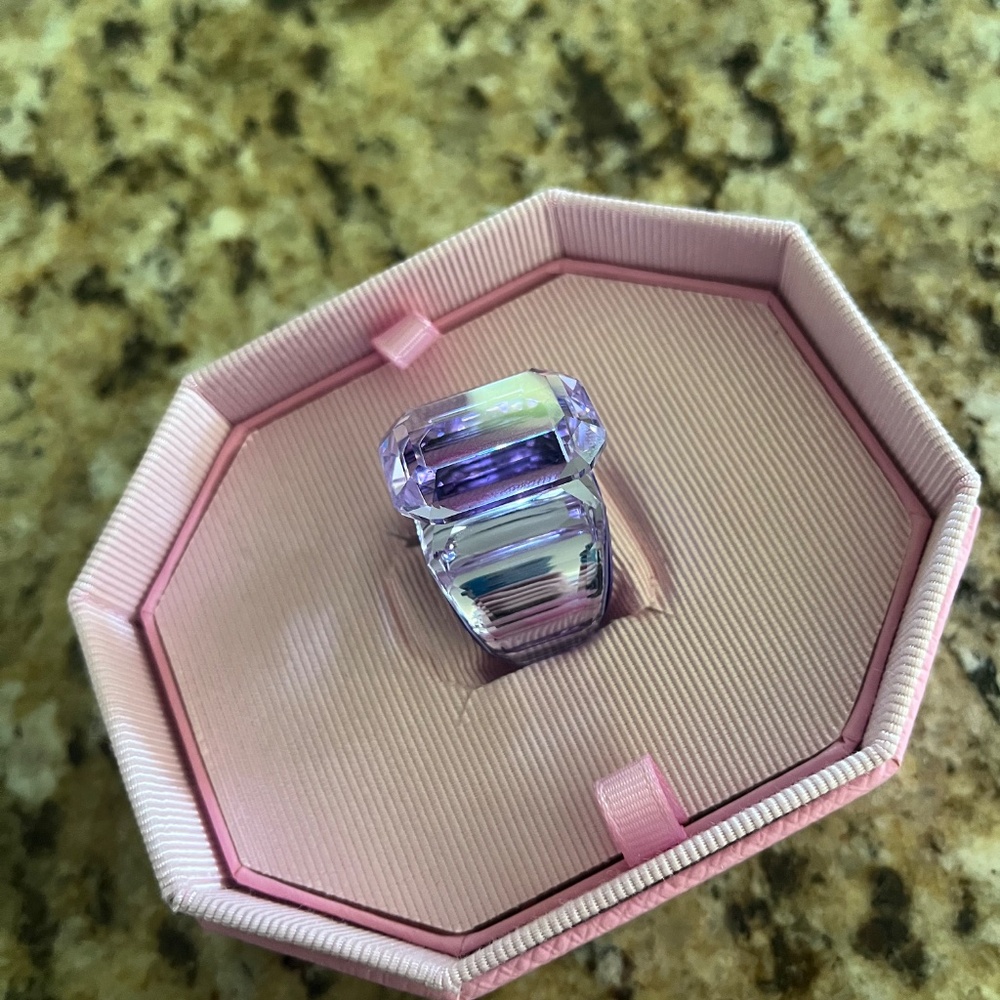 Lucent Cocktail Ring – Octagon‑cut, Purple - Picture 3 of 4